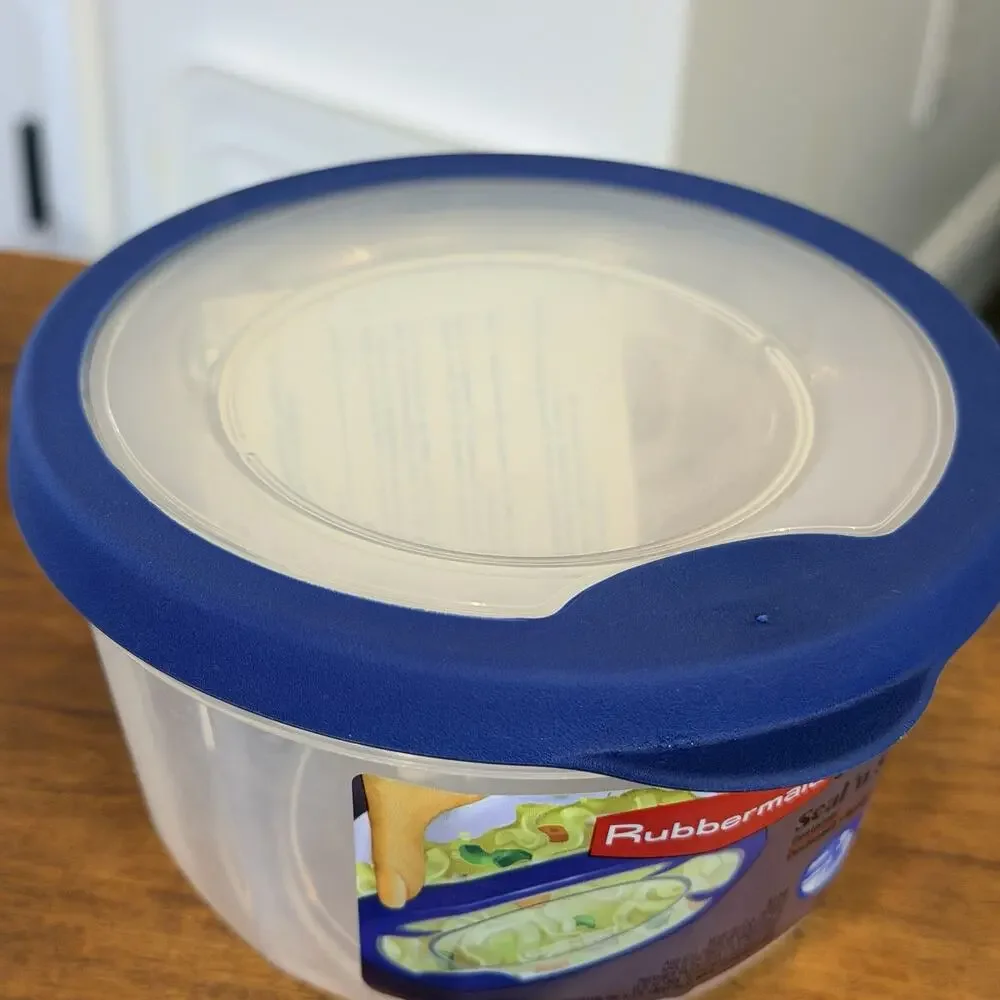 Rubbermaid vintage 2002